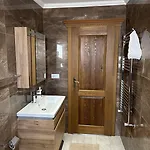 Hotel Leila Butik
