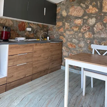 Leila Butik فندق *